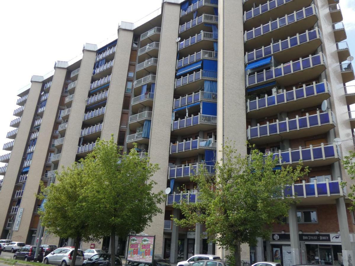 Metro Apartment コッレーニョ エクステリア 写真