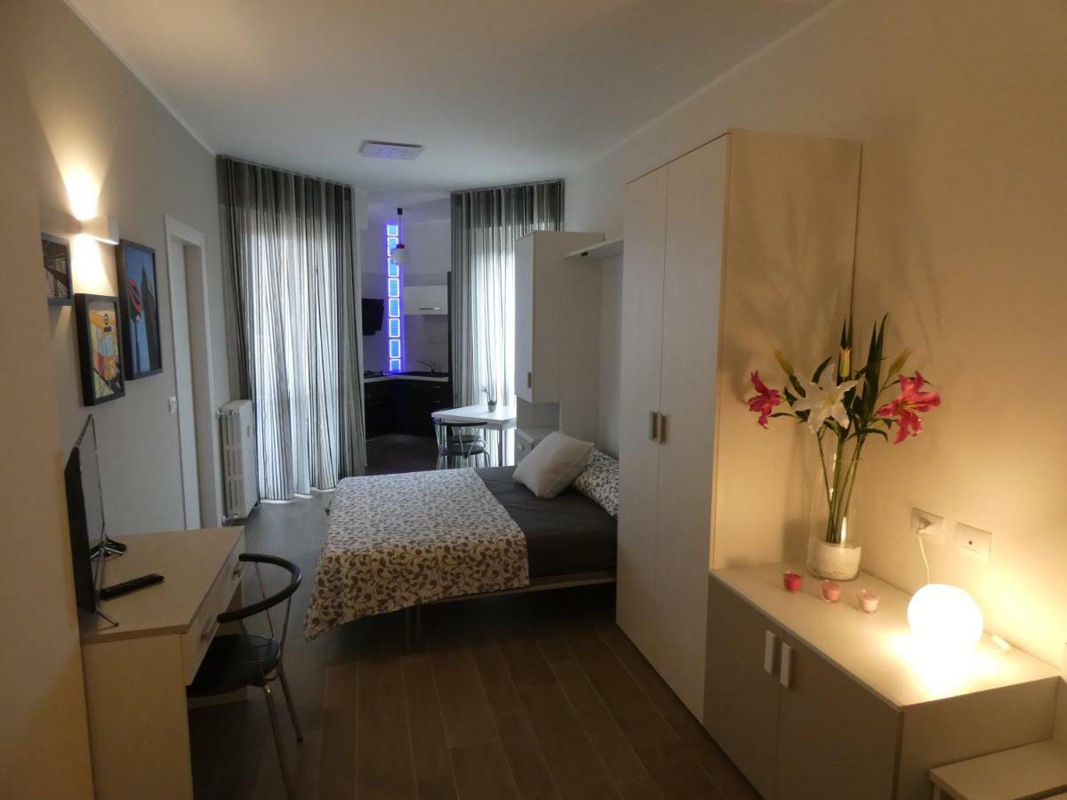 Metro Apartment コッレーニョ エクステリア 写真